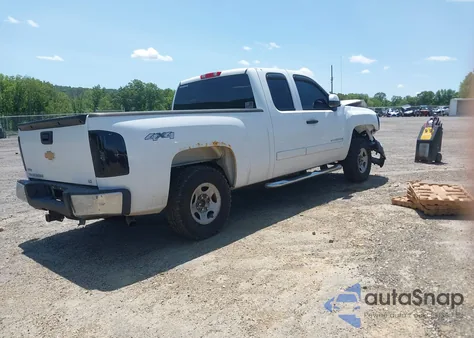 2011 Chevrolet Silverado 1500 Ls из США, поврежденный, VIN 1GCRKREAXBZ313160